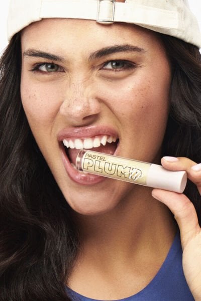 Pastel Plump Up 201 Royal Extra Hydrating Plumping Gloss - Dolgunlaştıran Dudak Parlatıcısı 5.3 ml